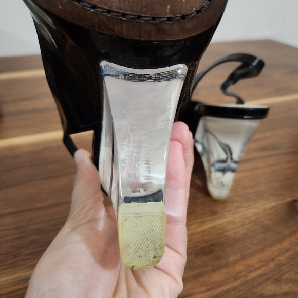 Stuart Weitzman Slingback Patent Leather Lucite Wedge Shoes Size 9 - Picture 12 of 12